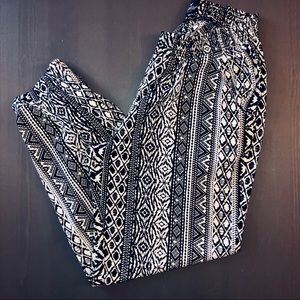 American Eagle Jogger Pants